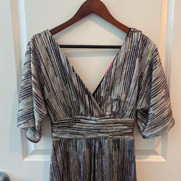 NWT Lilly Pulitzer  PARIGI MAXI DRESS IN GOLD METALLIC ROPE STRIPE BERRY CRINKLE - Picture 4 of 16